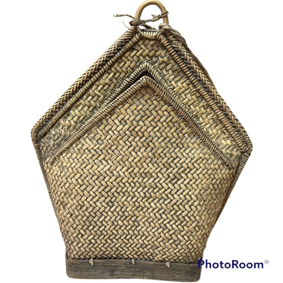 Native Ratten Woven Backpack - Picture 2 of 10